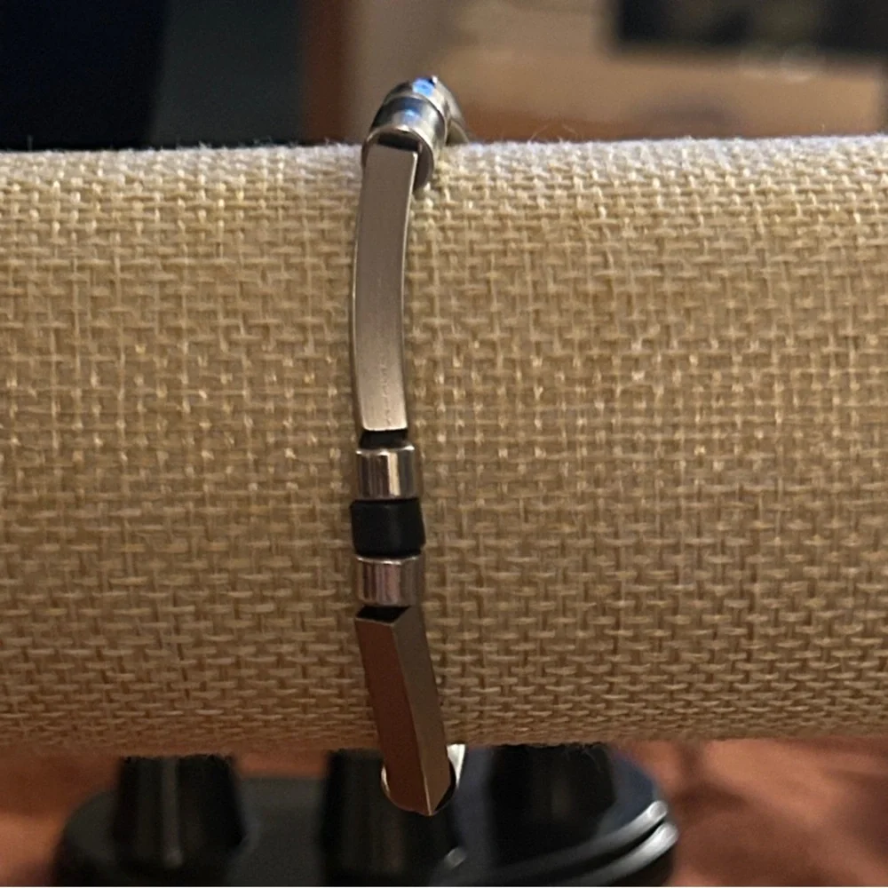 Men’s Y2K‎ Style Silver and Black Bracelet
